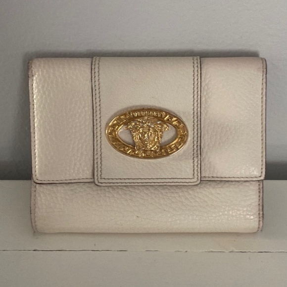 Vintage Versace Medusa Leather Wallet - Off white - Preowned - Picture 1 of 4
